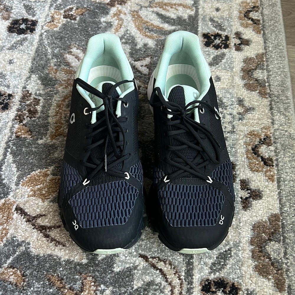 OnCloud Sneakers